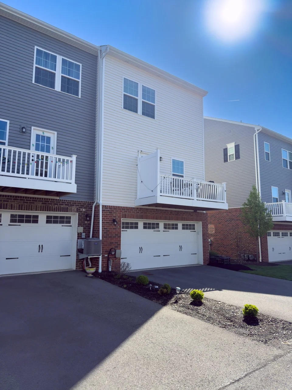 215 Amon St photo 6