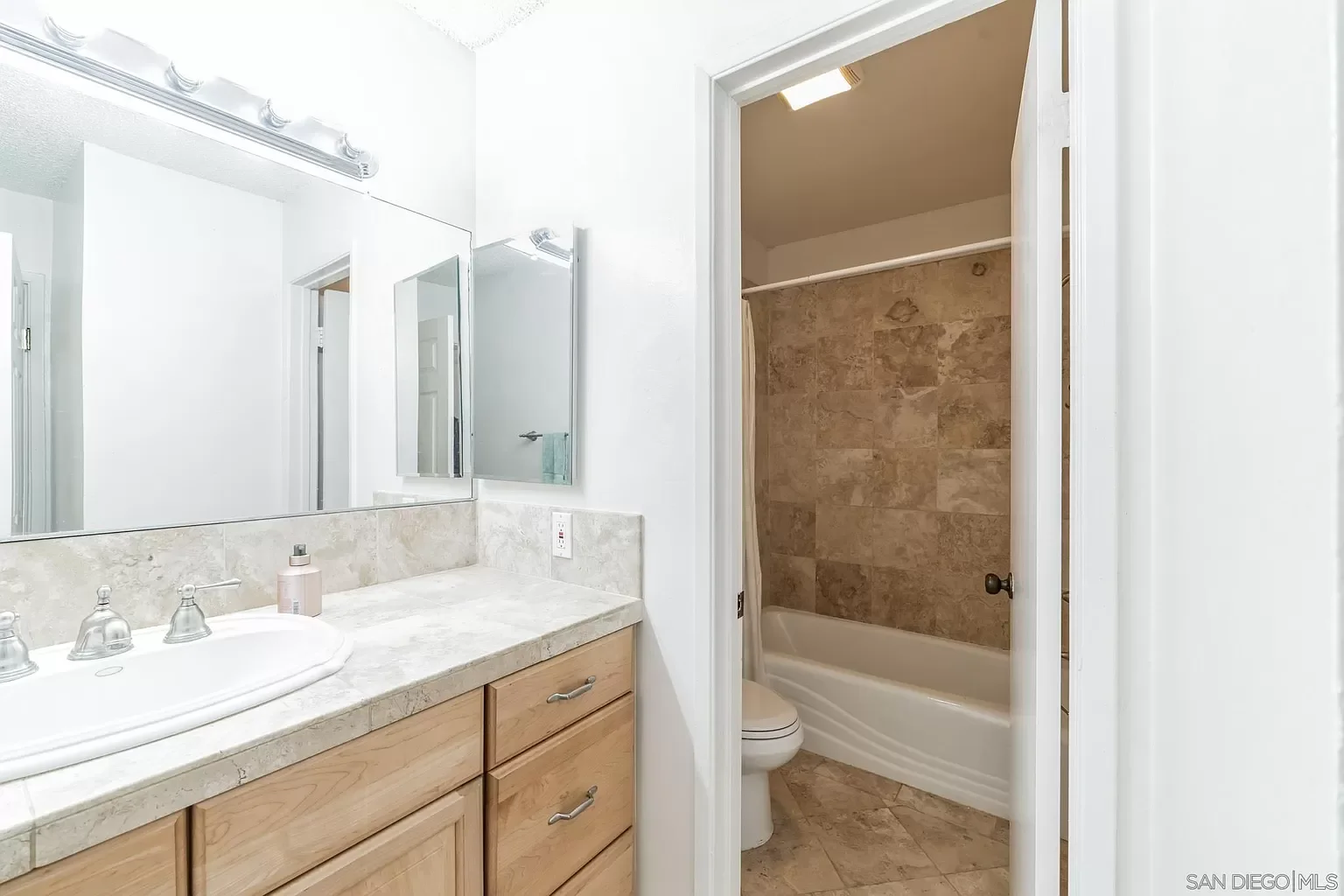 43 Dearborn Place photo 4