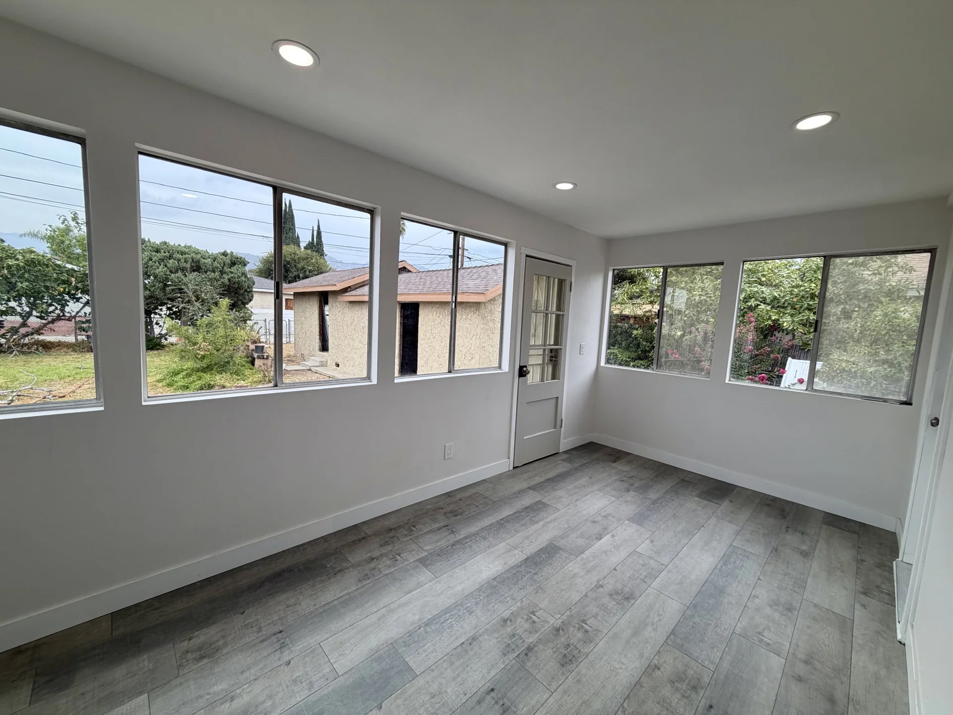 743 East 3rd Street photo 8