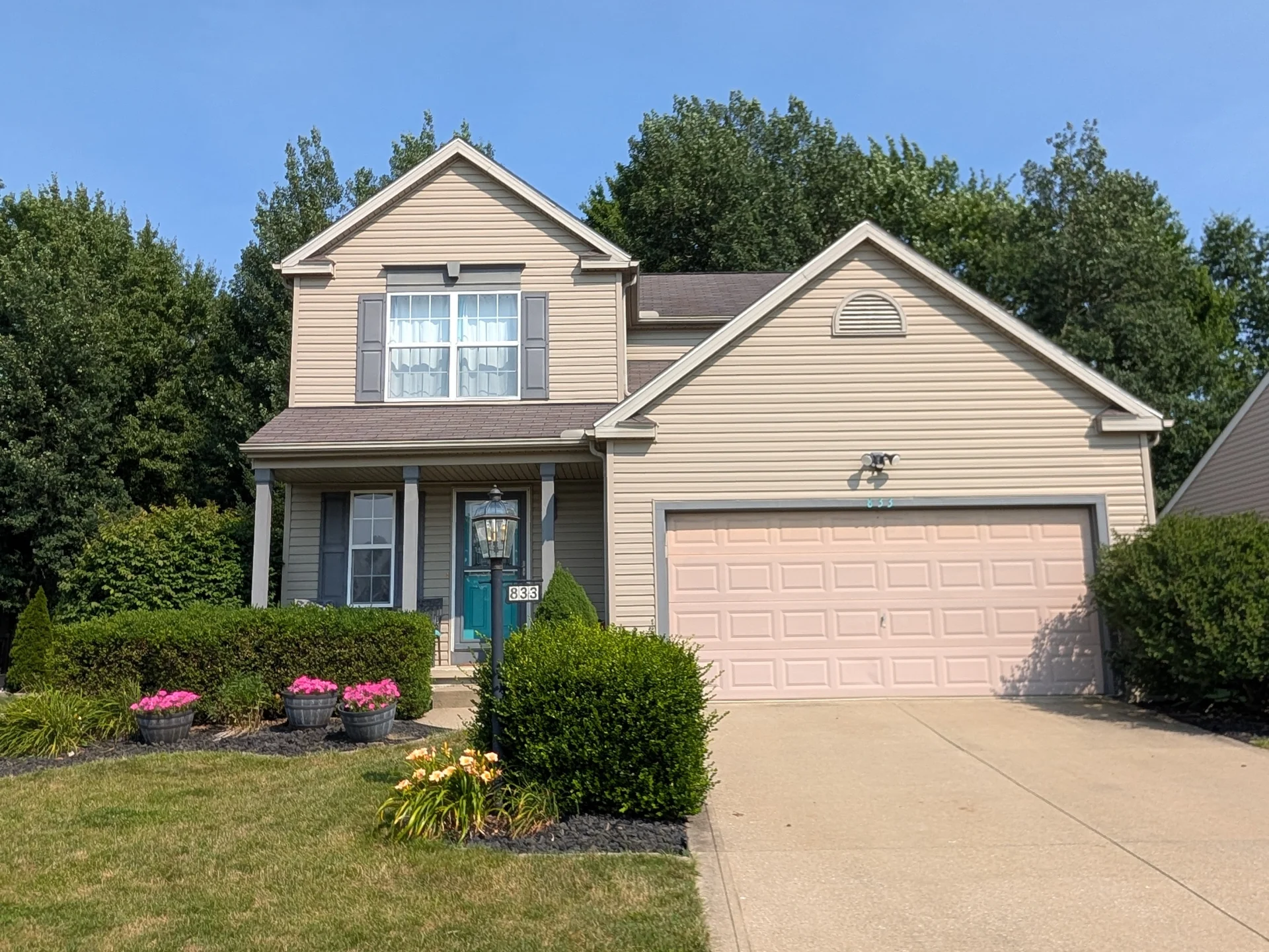 833 Queens Gate Way, Wadsworth, OH