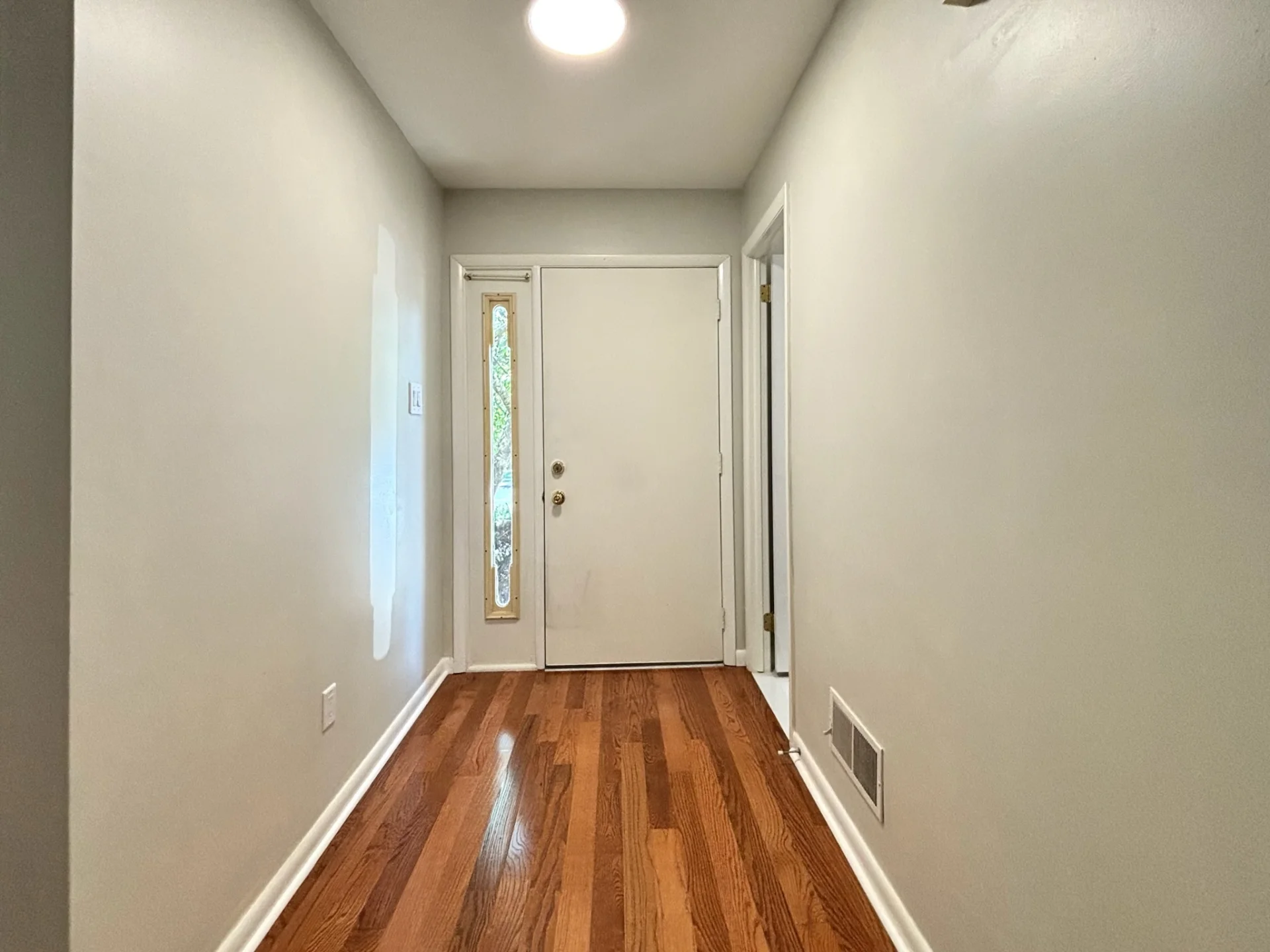 121 Josephs Way photo 4