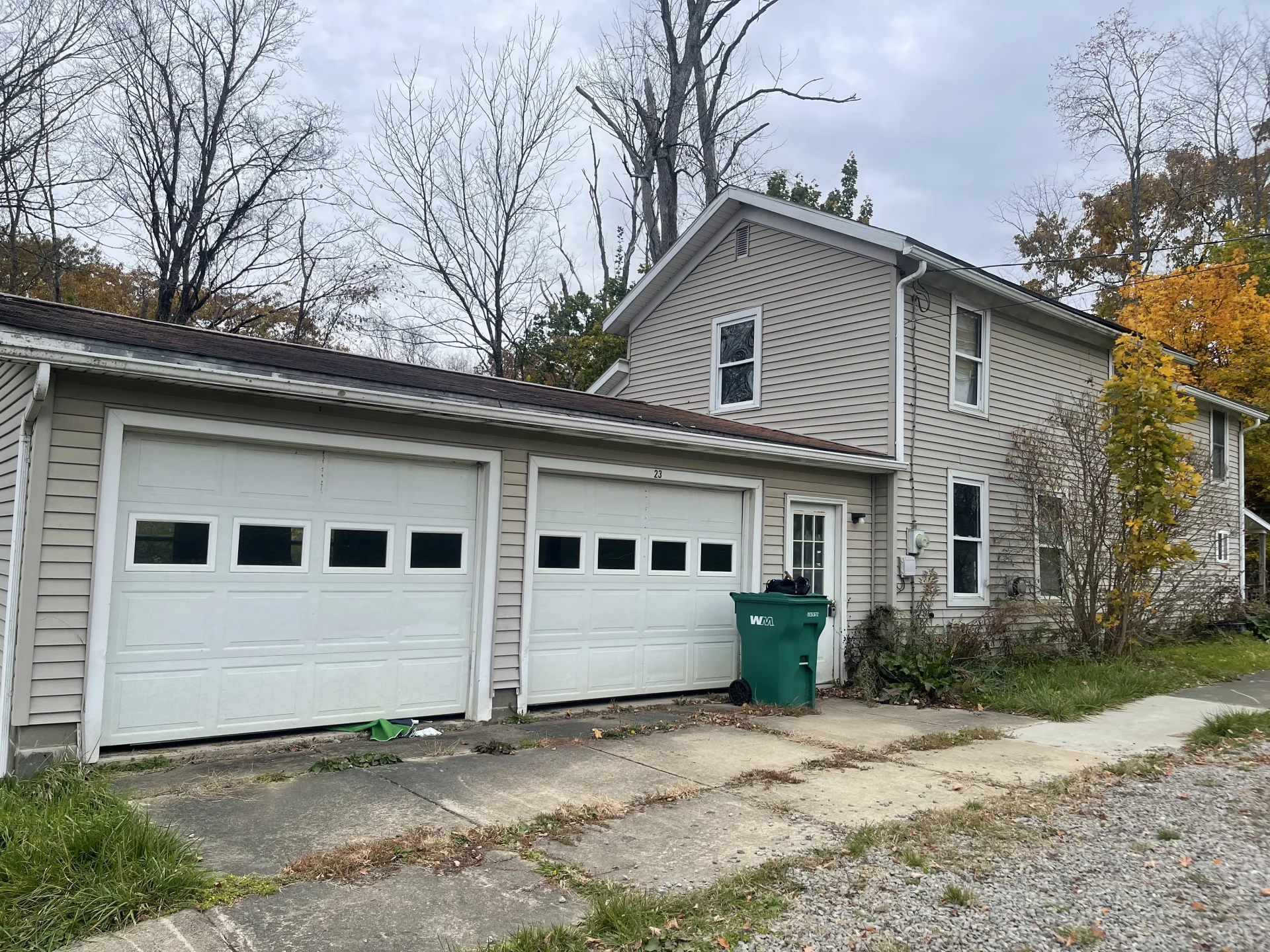 BELOW MARKET--FORECLOSED RESIDENTIAL Property--Free Clear Title--Warranty Deed