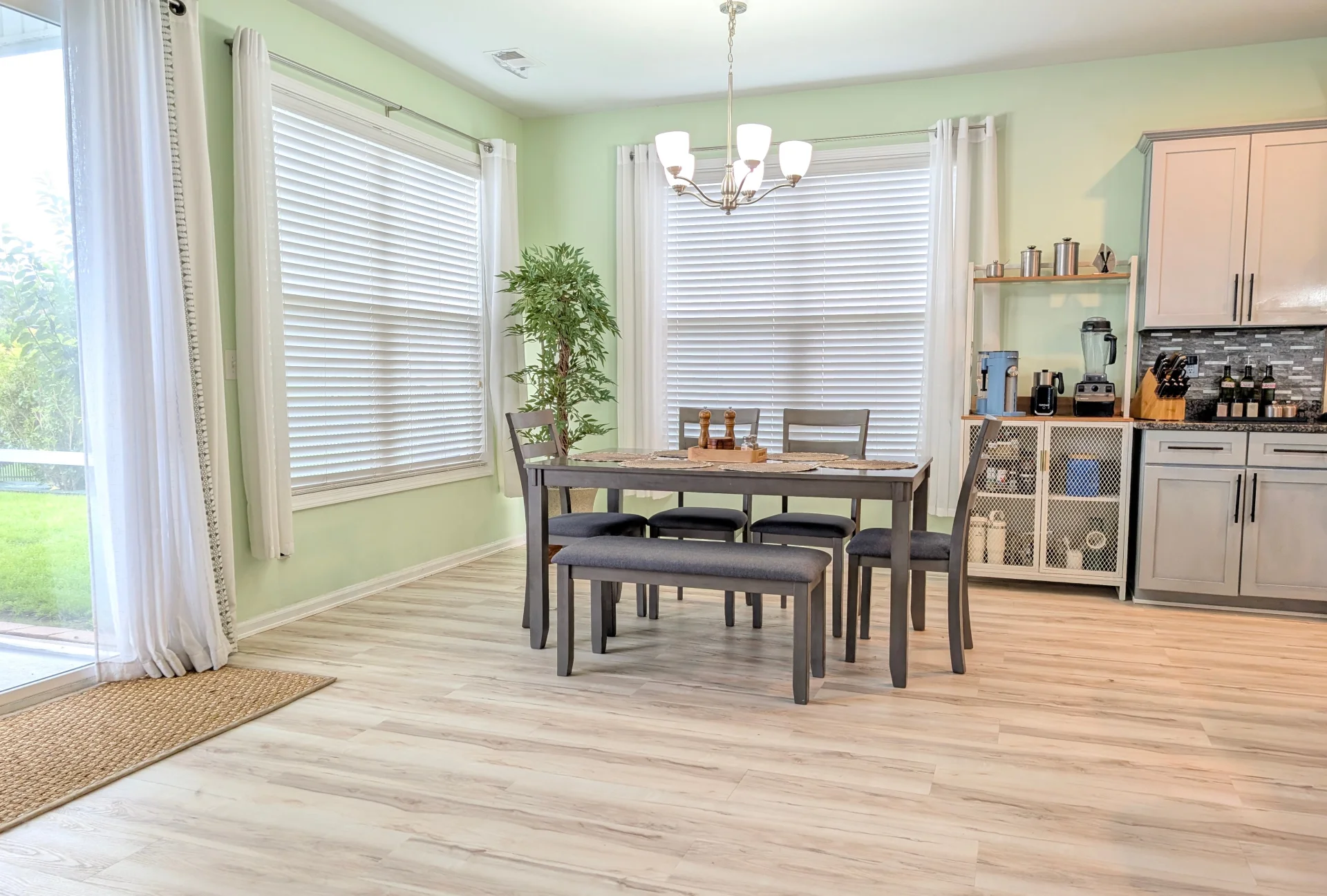 4261 Livorn Loop photo 6