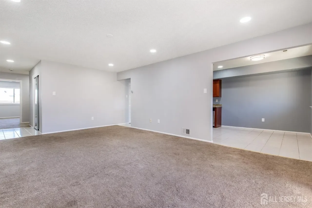 1614 Edison Glen Terrace photo 7
