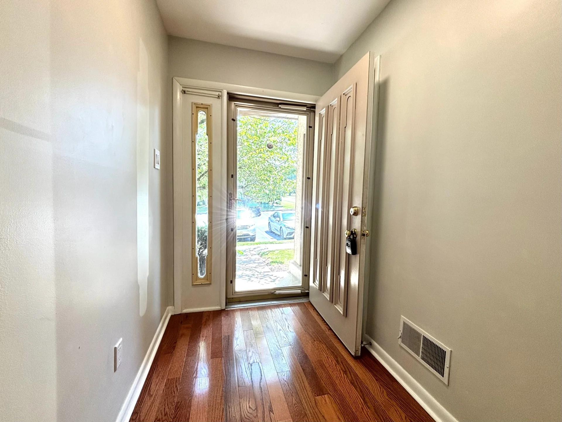121 Josephs Way photo 3