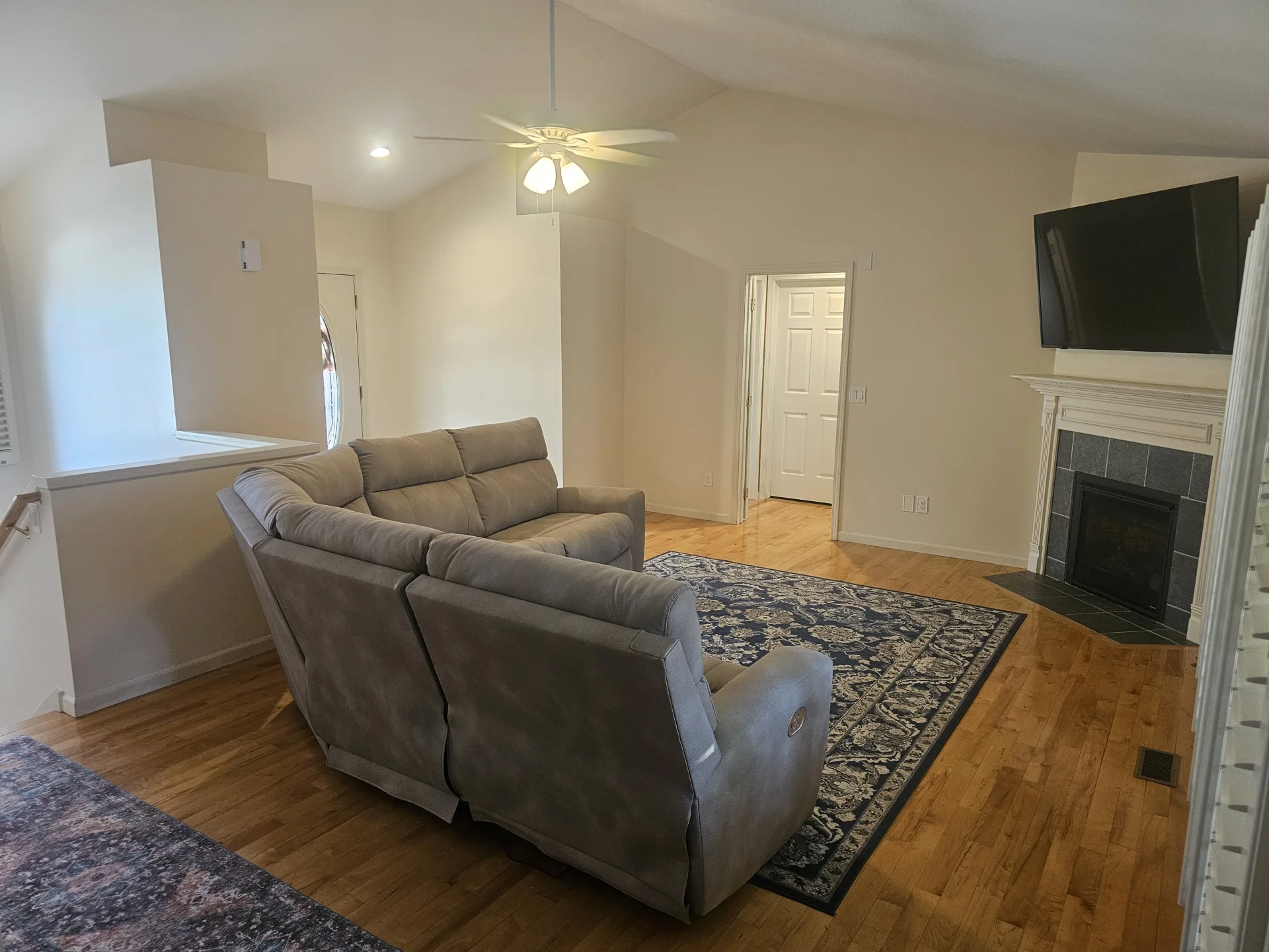 11815 North Lake Side Drive, Jerome, MI, USA photo 2