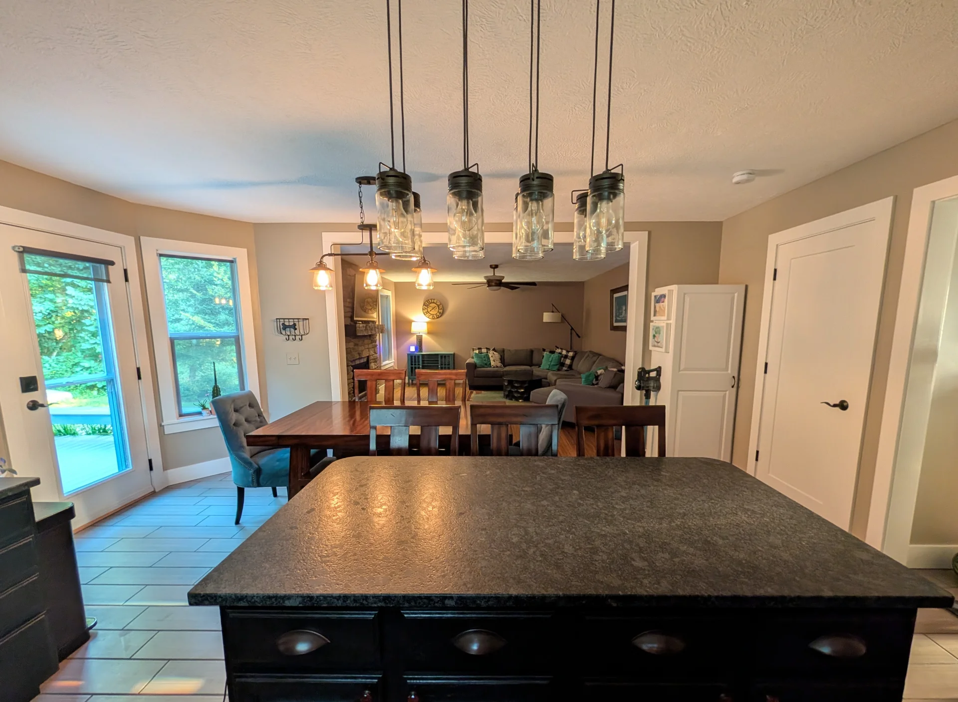 833 Queens Gate Way photo 7